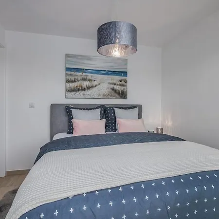 King Luxury With Private Pool *