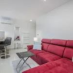 Apartment King Luxury With Private Pool Malinska