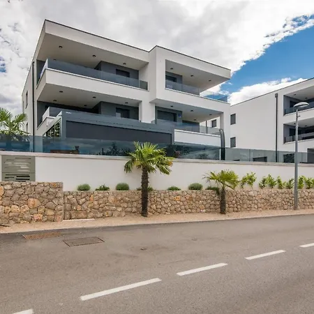 King Luxury With Private Pool Lägenhet *